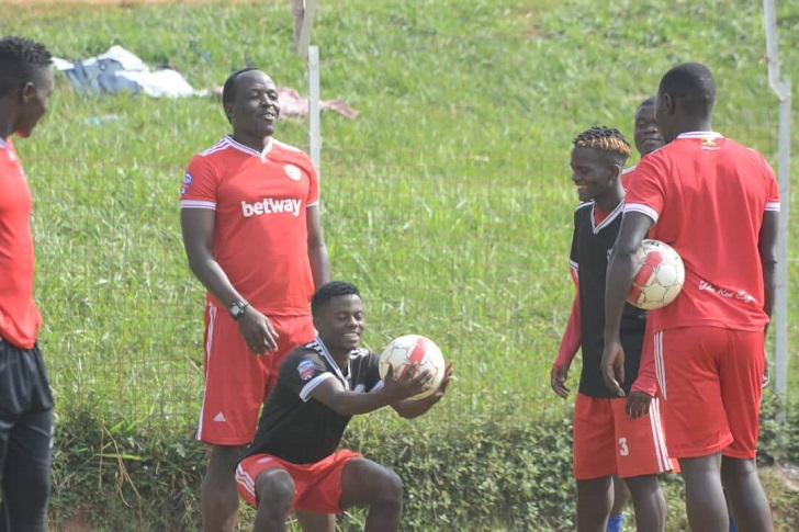 Ssemwogerere backs Express for Cup honours