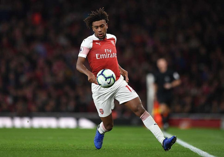 Alex Iwobi in action for Arsenal