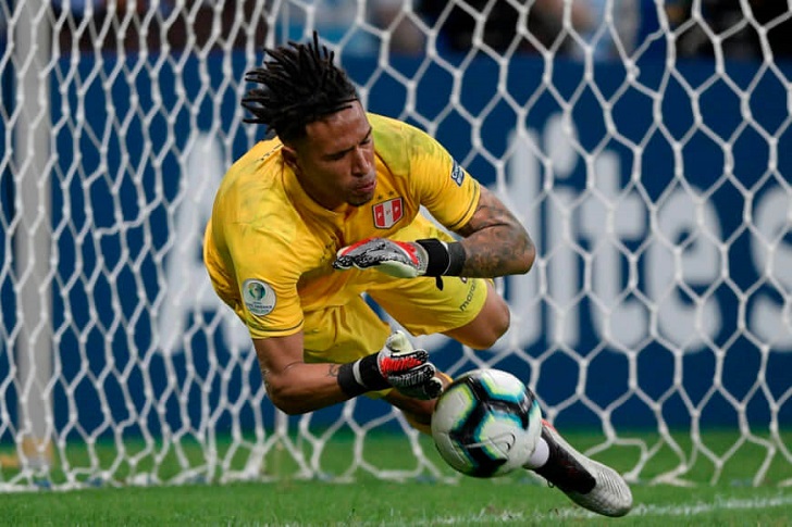 Peru goalkeeper Pedro Gallese Peru goalkeeper Pedro Gallese