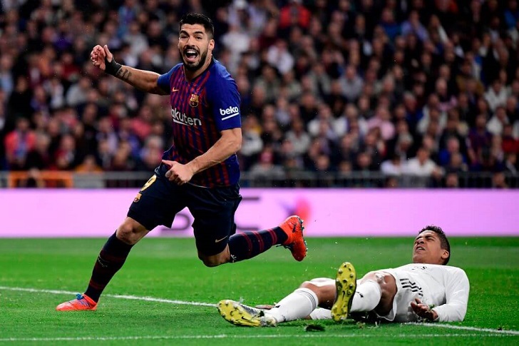 Luis Suarez in action for Barcelona.
